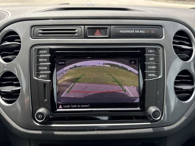 Used 2017 Volkswagen Tiguan Limited w/ Premium Package AWD/4WD image 14