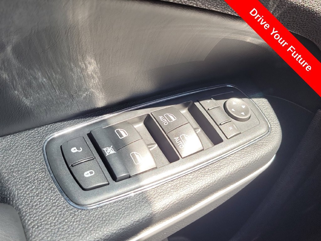 Used 2017 Chrysler 300 S w/ 300S Premium Group 2 RWD image 17