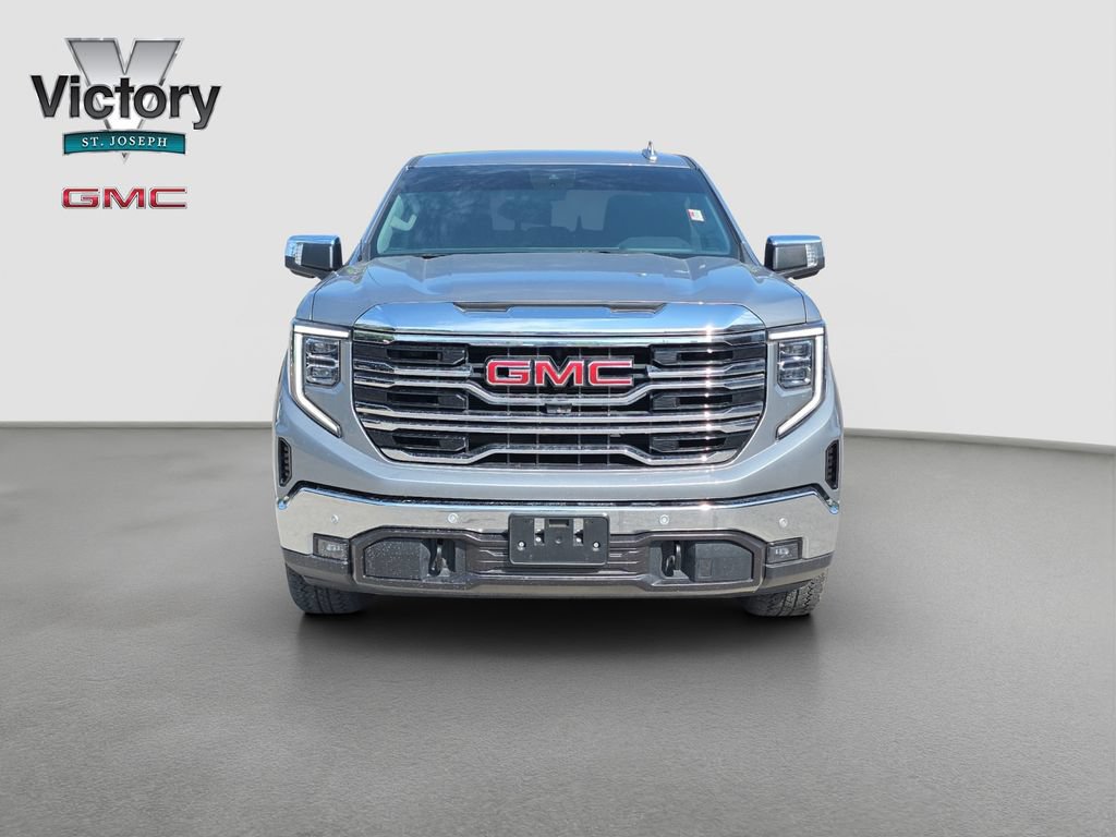 Used 2024 GMC Sierra 1500 SLT w/ SLT Premium Plus Package AWD/4WD image 2