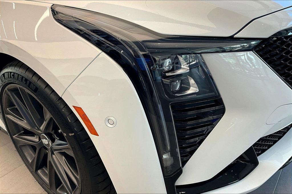 New 2026 Cadillac CT5 V image 14