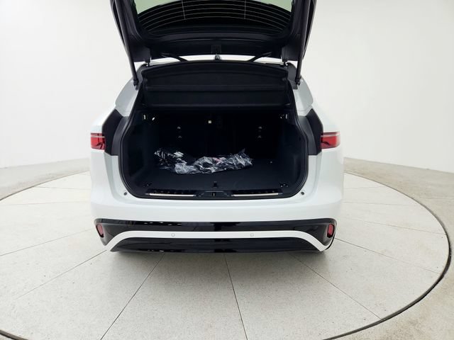 Used 2026 Jaguar F-PACE R-Dynamic S AWD/4WD image 19