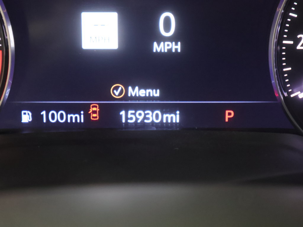 Used 2023 Buick Envision Avenir AWD/4WD image 39