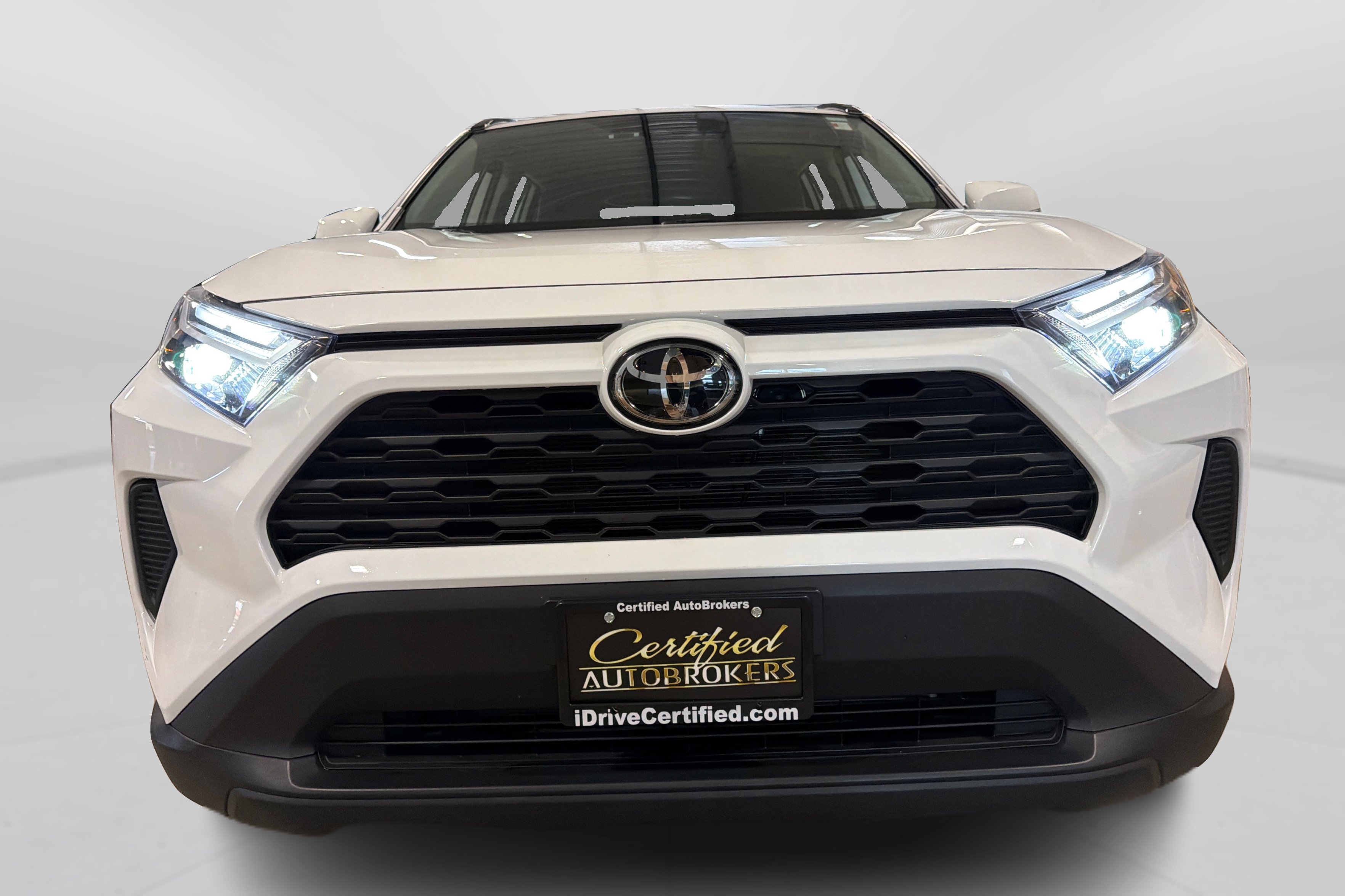 Used 2024 Toyota RAV4 XLE w/ Weather Package AWD/4WD image 10