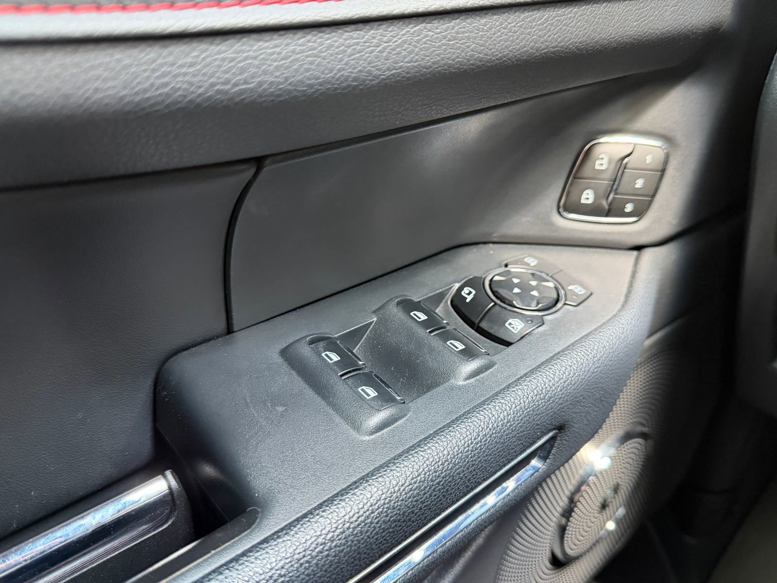 Used 2023 Ford Expedition Limited image 22