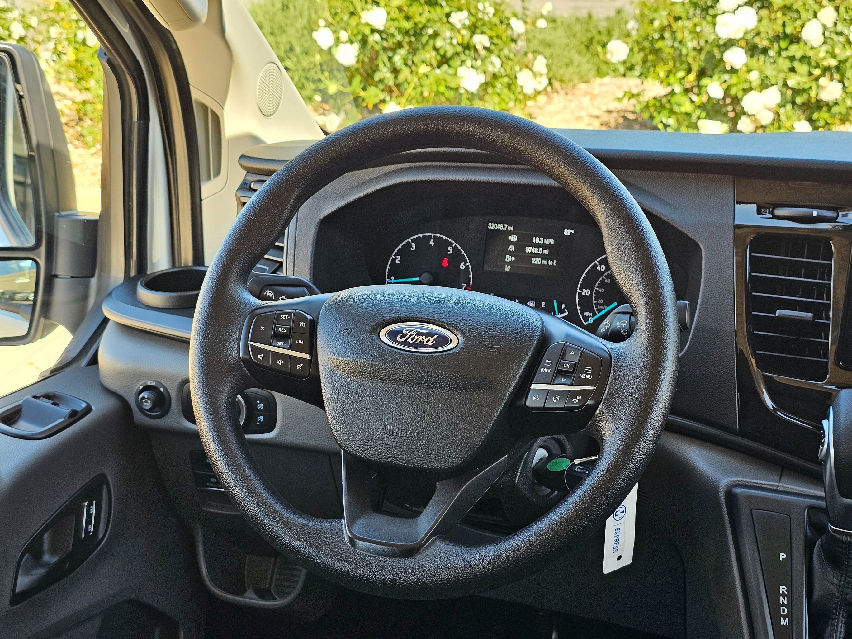 Used 2025 Ford Transit 350 XLT image 30