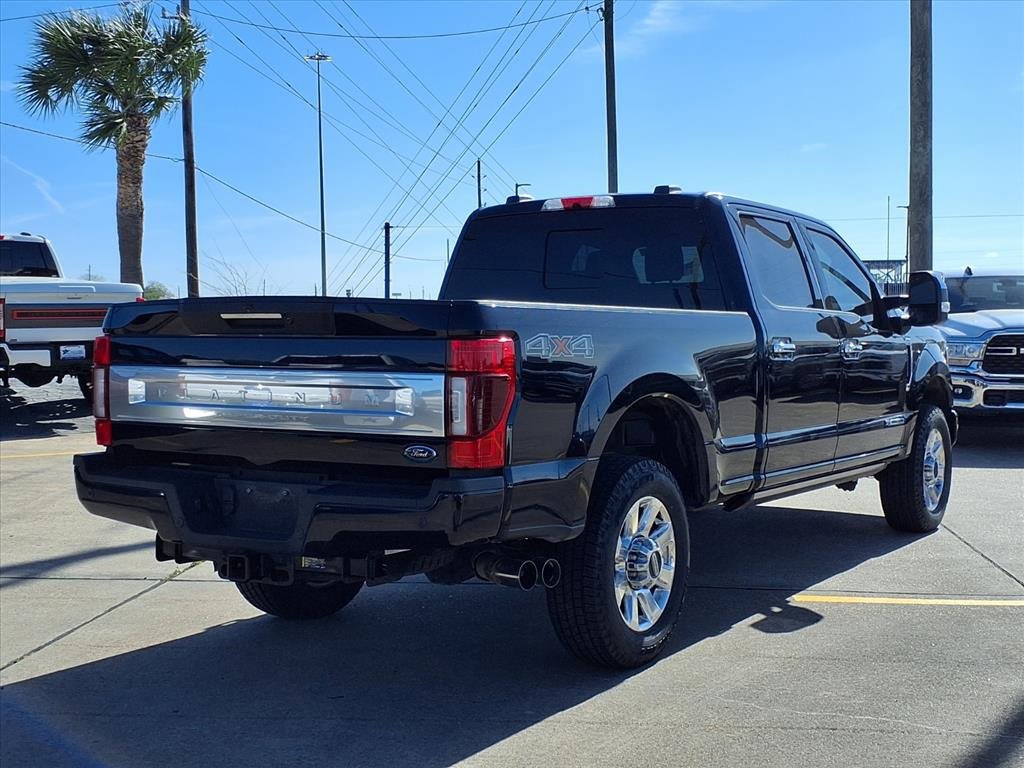 Used 2022 Ford F250 Platinum image 2