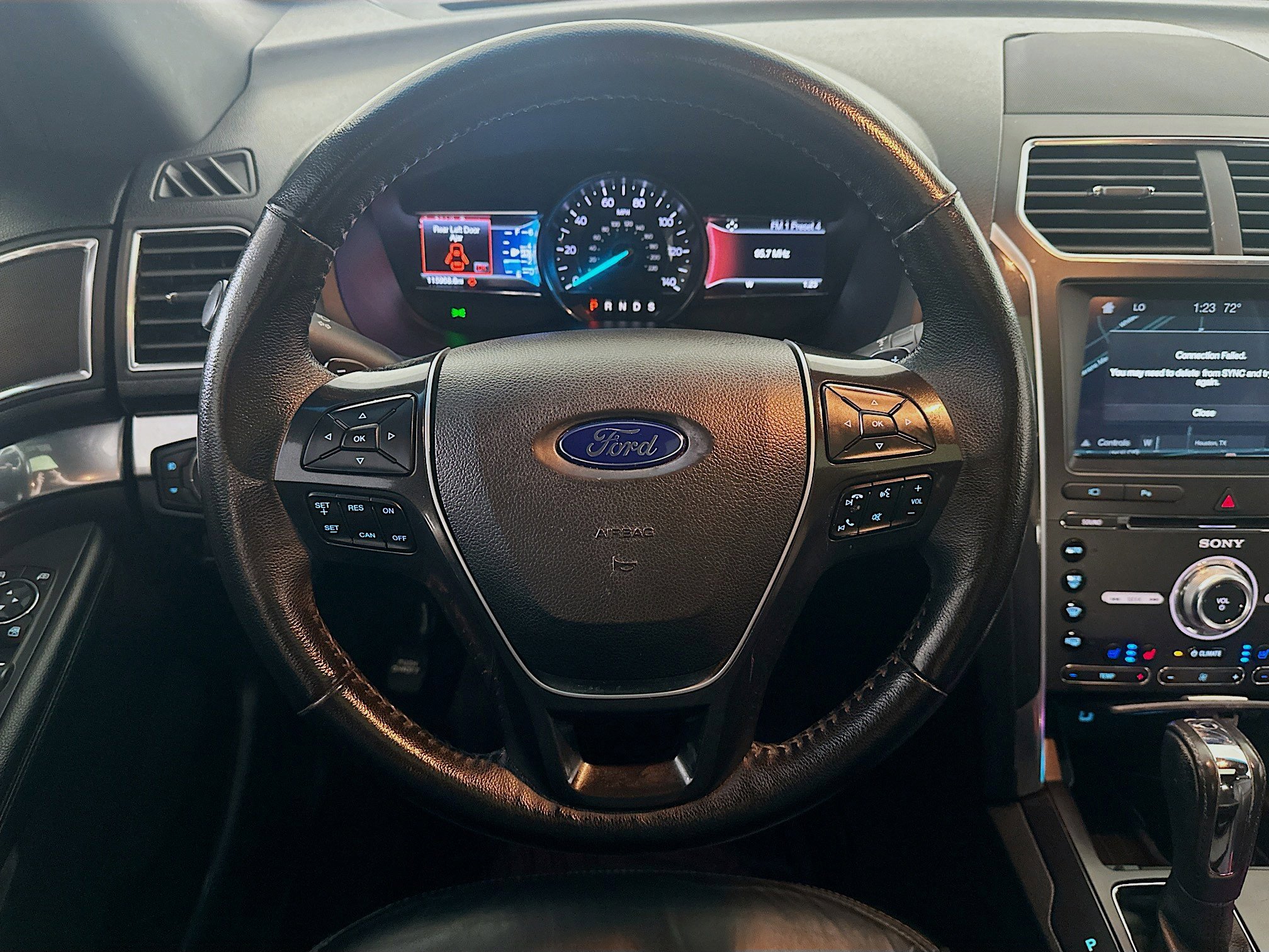 Used 2017 Ford Explorer Limited image 17