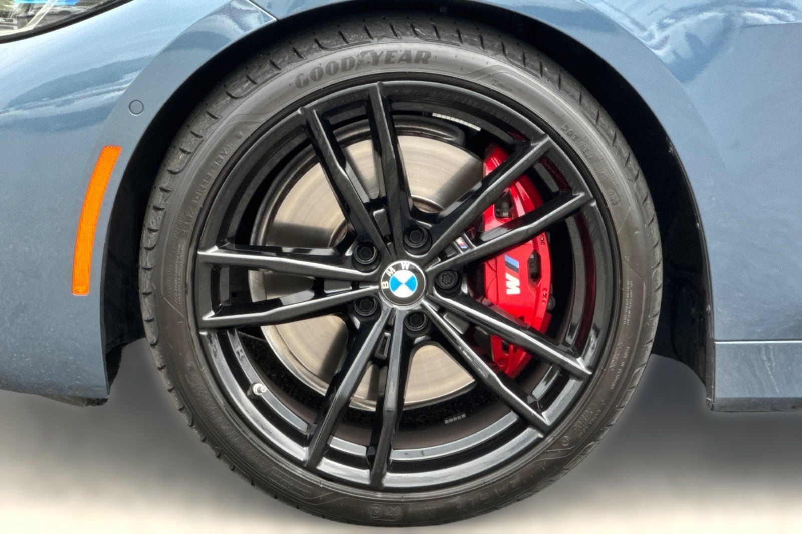 Used 2024 BMW M440i Convertible RWD image 13