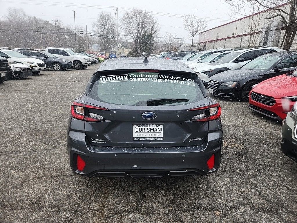 Certified 2025 Subaru Impreza 2.0i image 3