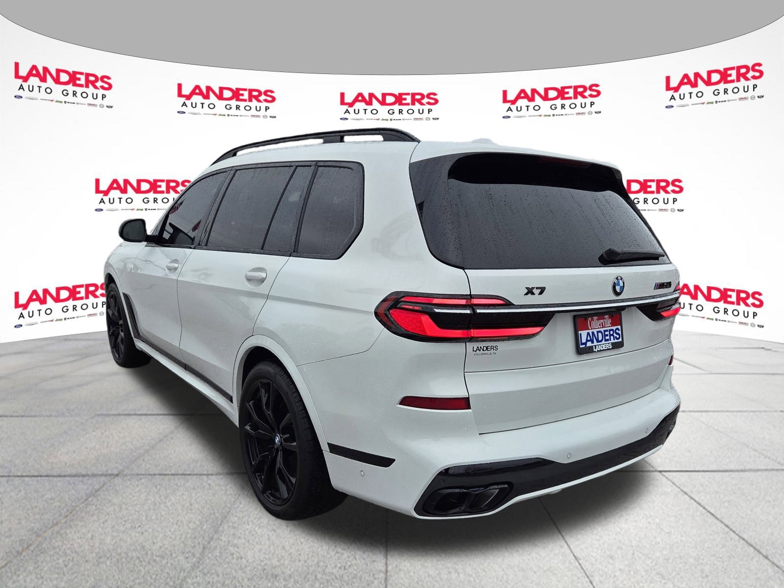 Used 2023 BMW X7 M60i w/ Executive Package image 5