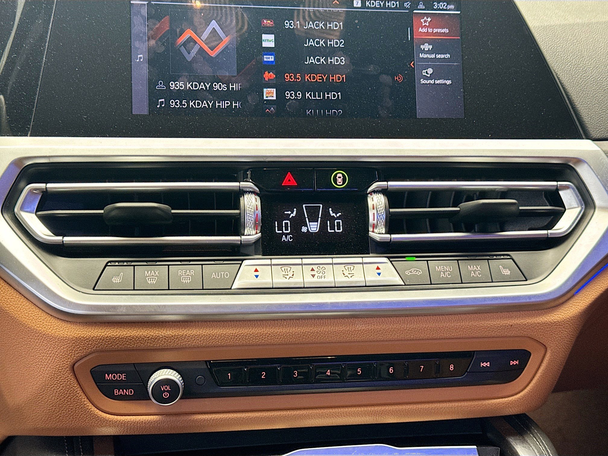 Used 2023 BMW M440i Coupe image 10