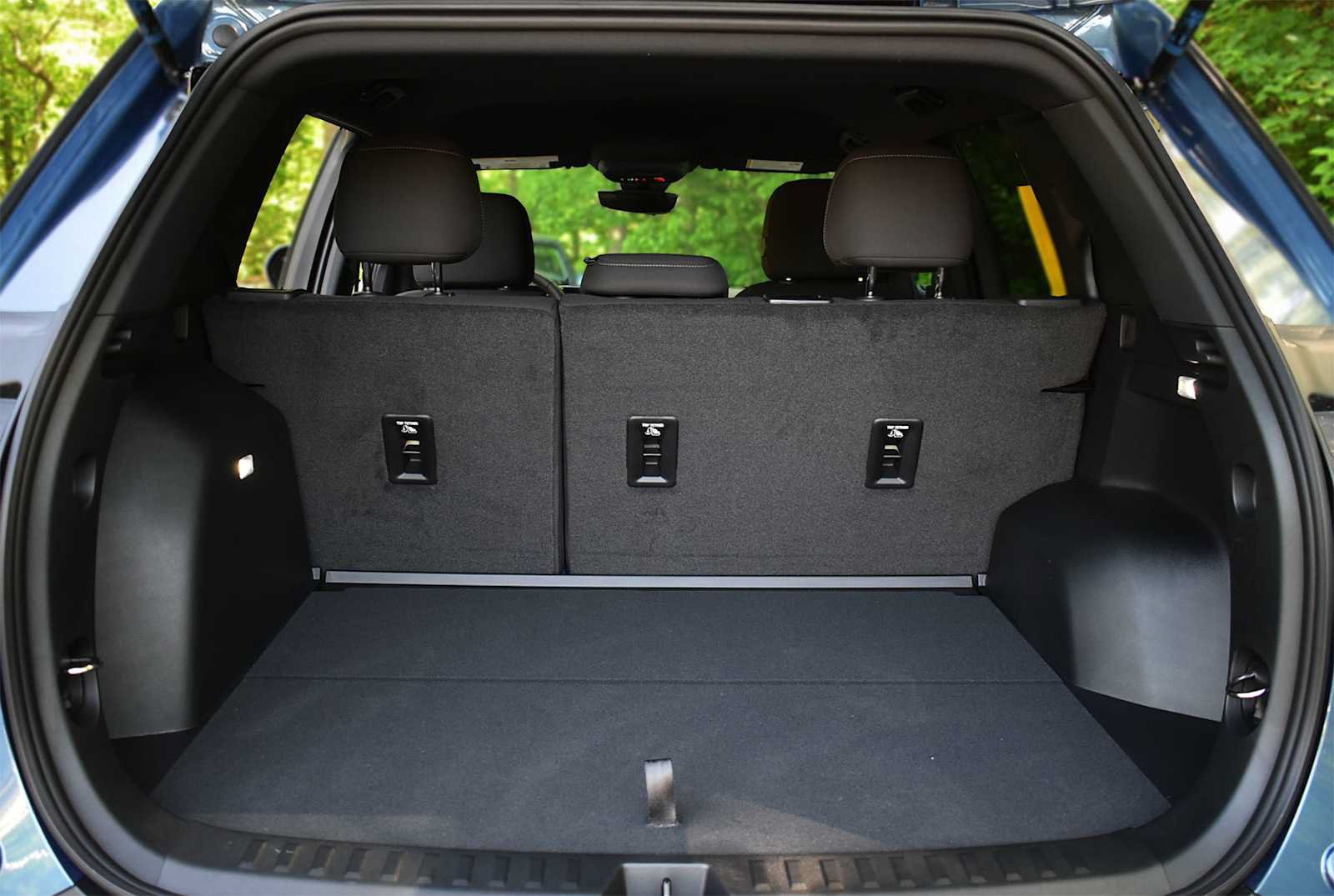 New 2026 Chevrolet Equinox LT w/ Safety and Technology Package AWD/4WD image 8