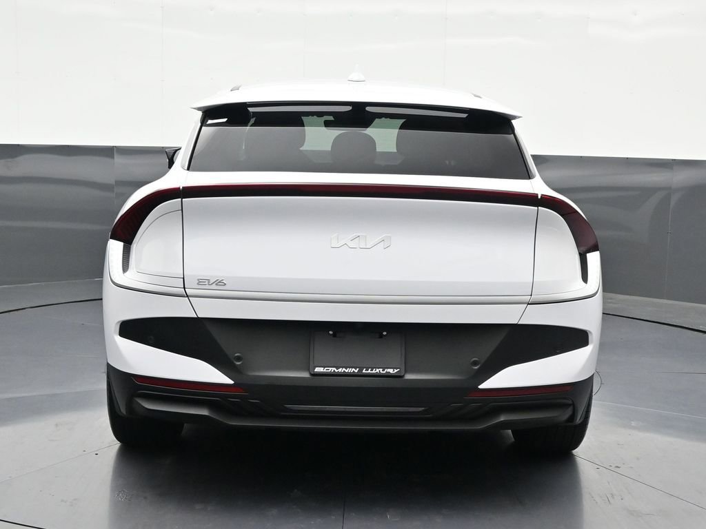 Used 2025 Kia EV6 Light RWD image 4