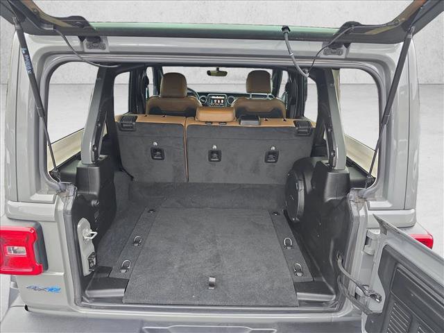 Used 2022 Jeep Wrangler Unlimited Rubicon 4xe w/ Cold Weather Group image 12