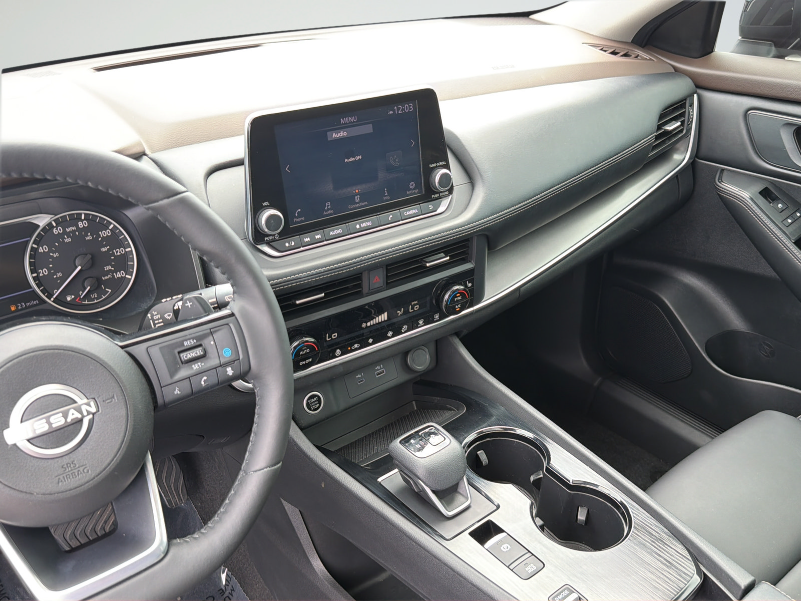 Used 2023 Nissan Rogue SV w/ SV Premium B Package FWD image 21