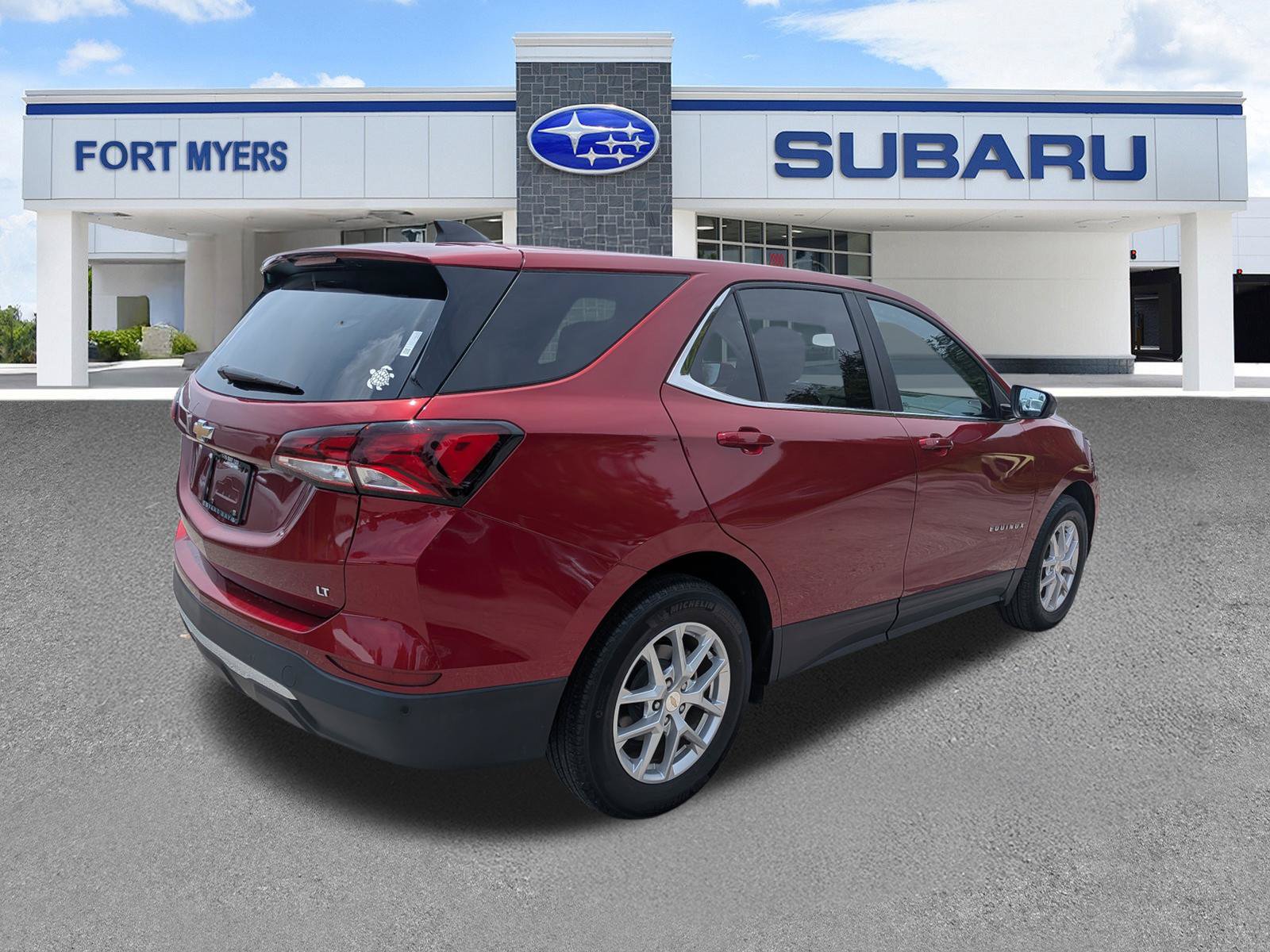 Used 2024 Chevrolet Equinox LT FWD image 4
