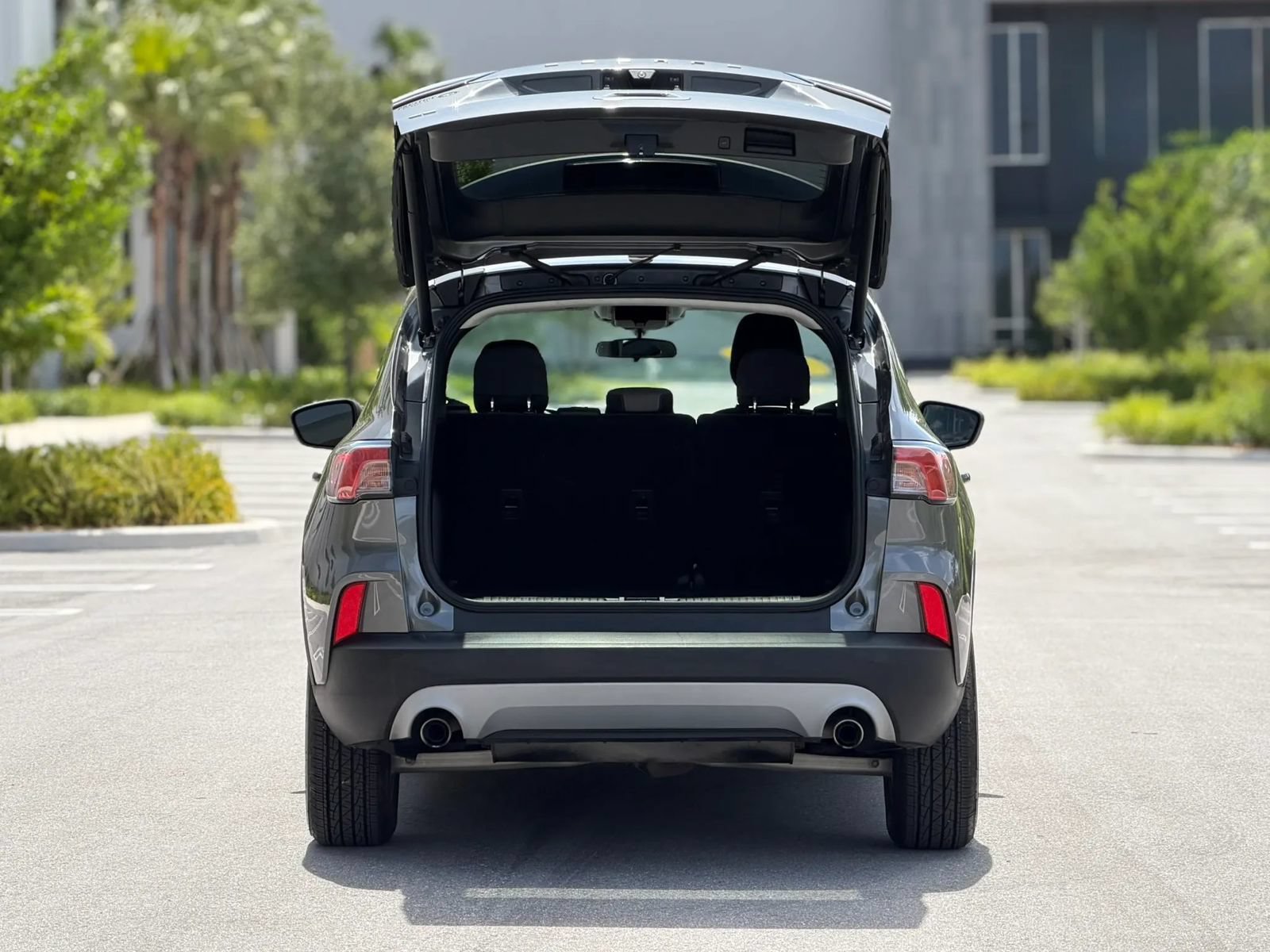 Used 2022 Ford Escape SE w/ Convenience Package FWD image 23