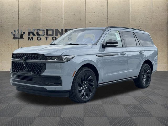 New 2025 Lincoln Navigator Reserve w/ Jet Appearance Package