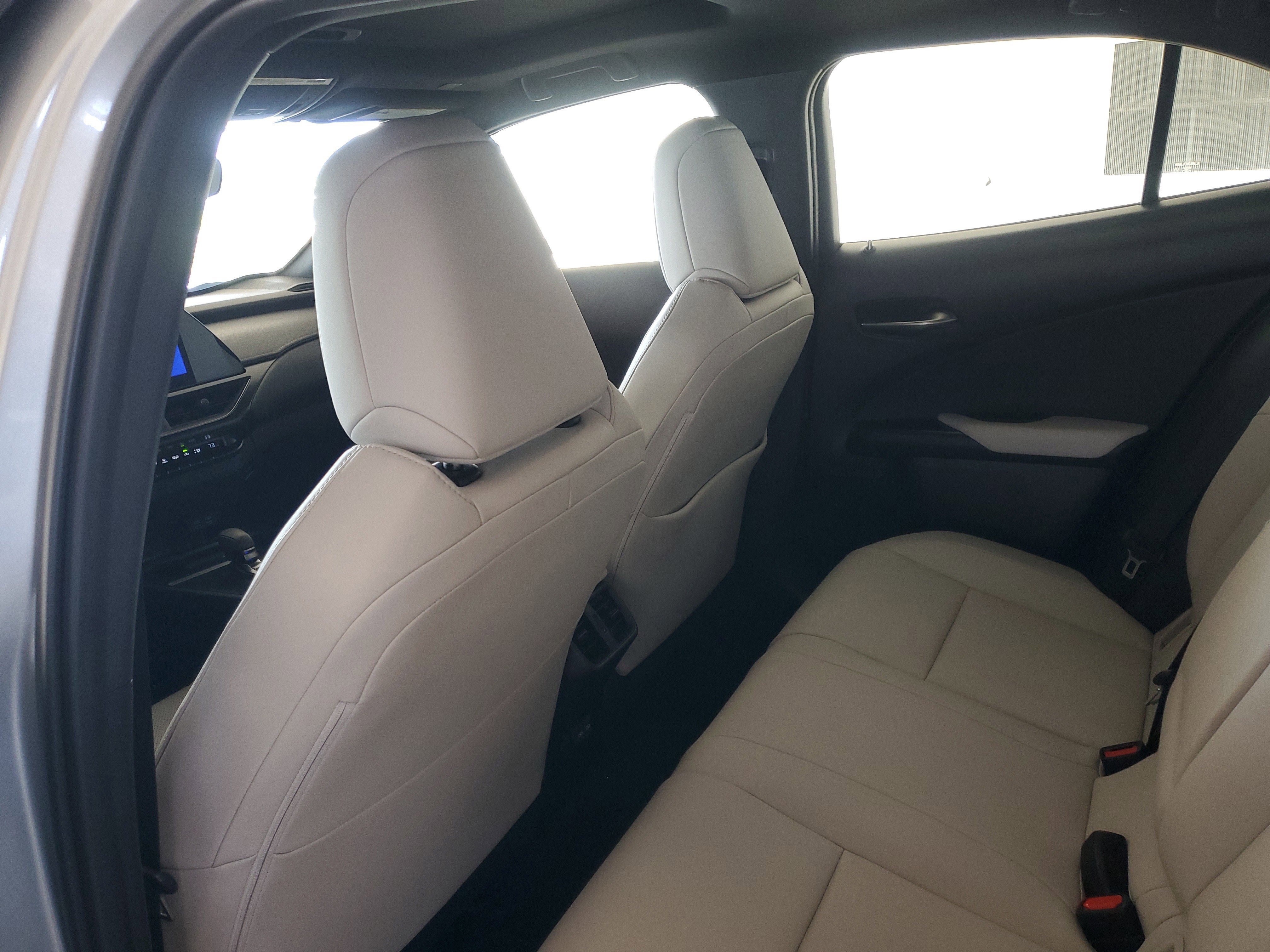 Used 2025 Lexus UX 300h UX 300h F SPORT Design w/ Accessory Package (Z1) image 16