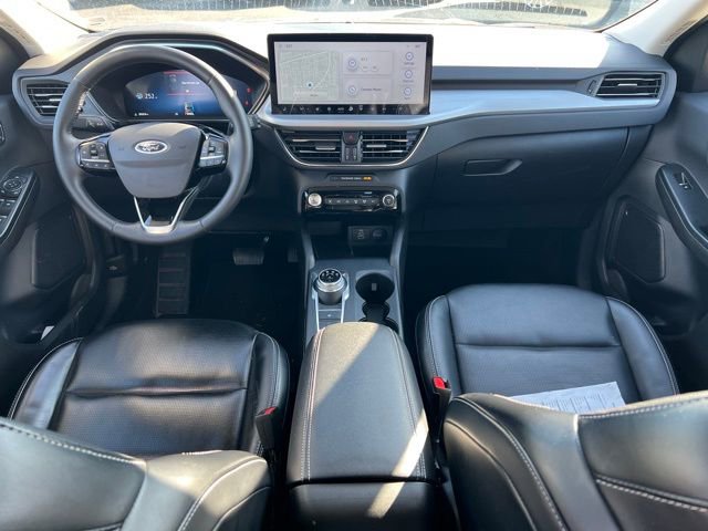 Used 2024 Ford Escape Platinum image 12