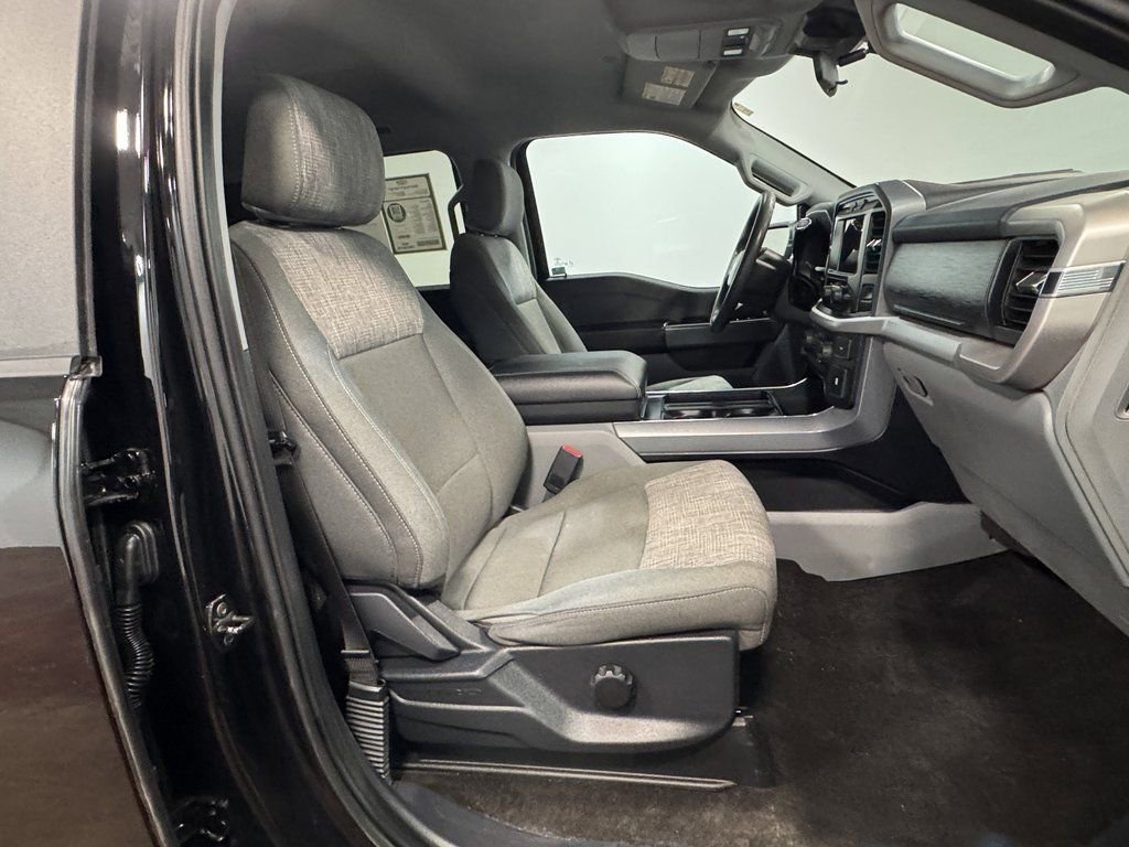 Used 2023 Ford F150 XLT w/ XTR Package image 13