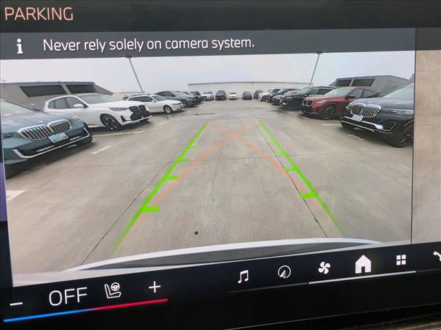 Used 2024 BMW X5 xDrive40i w/ Parking Assistance Package image 12