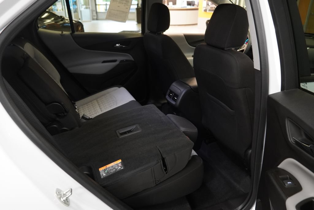 Used 2024 Chevrolet Equinox LS w/ LS Convenience Package FWD image 22