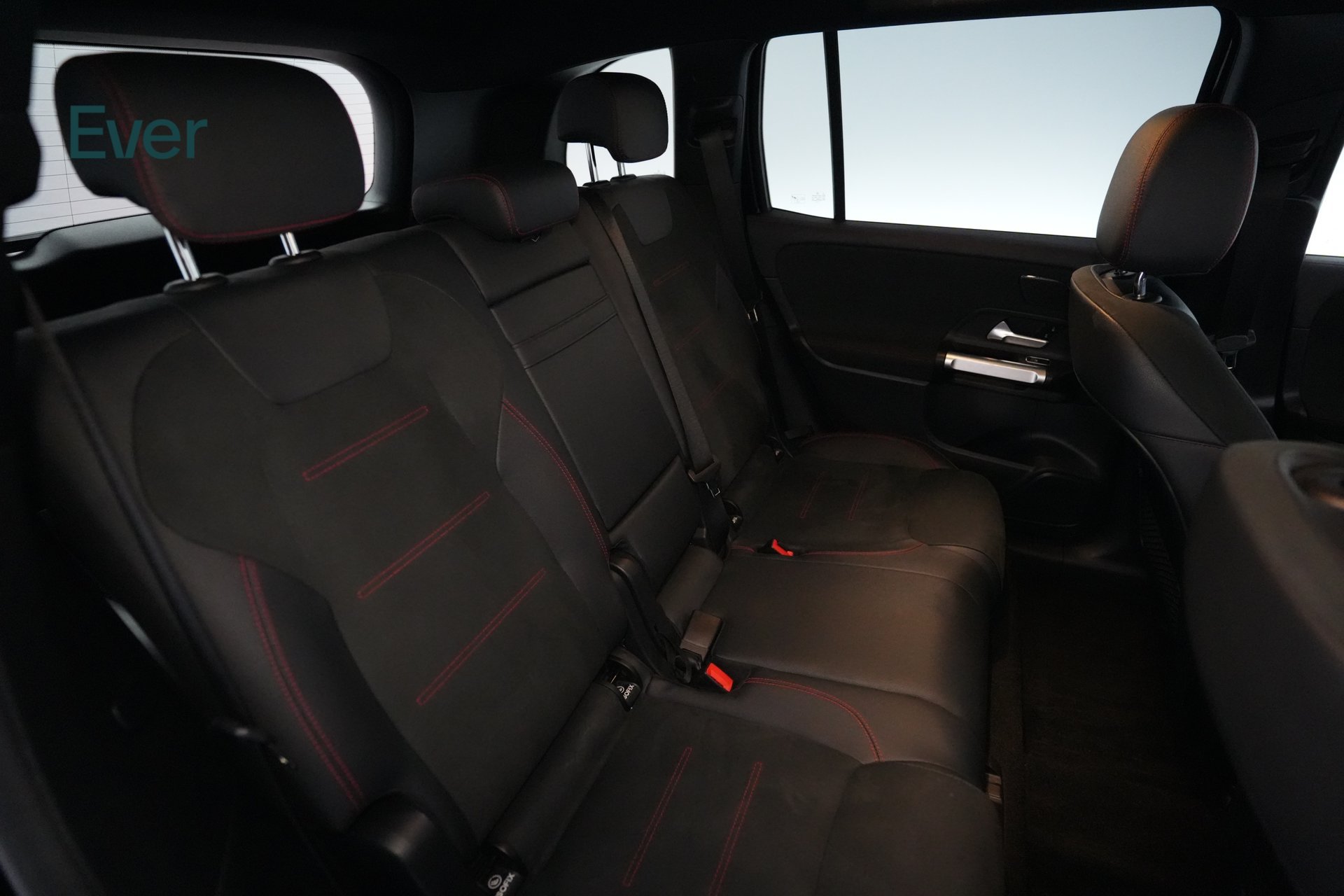 Used 2024 Mercedes-Benz EQB 250+ image 5