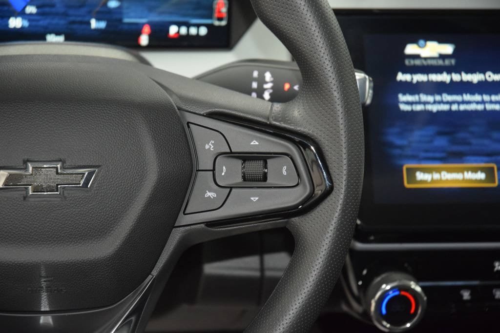 New 2027 Chevrolet Bolt LT FWD image 32