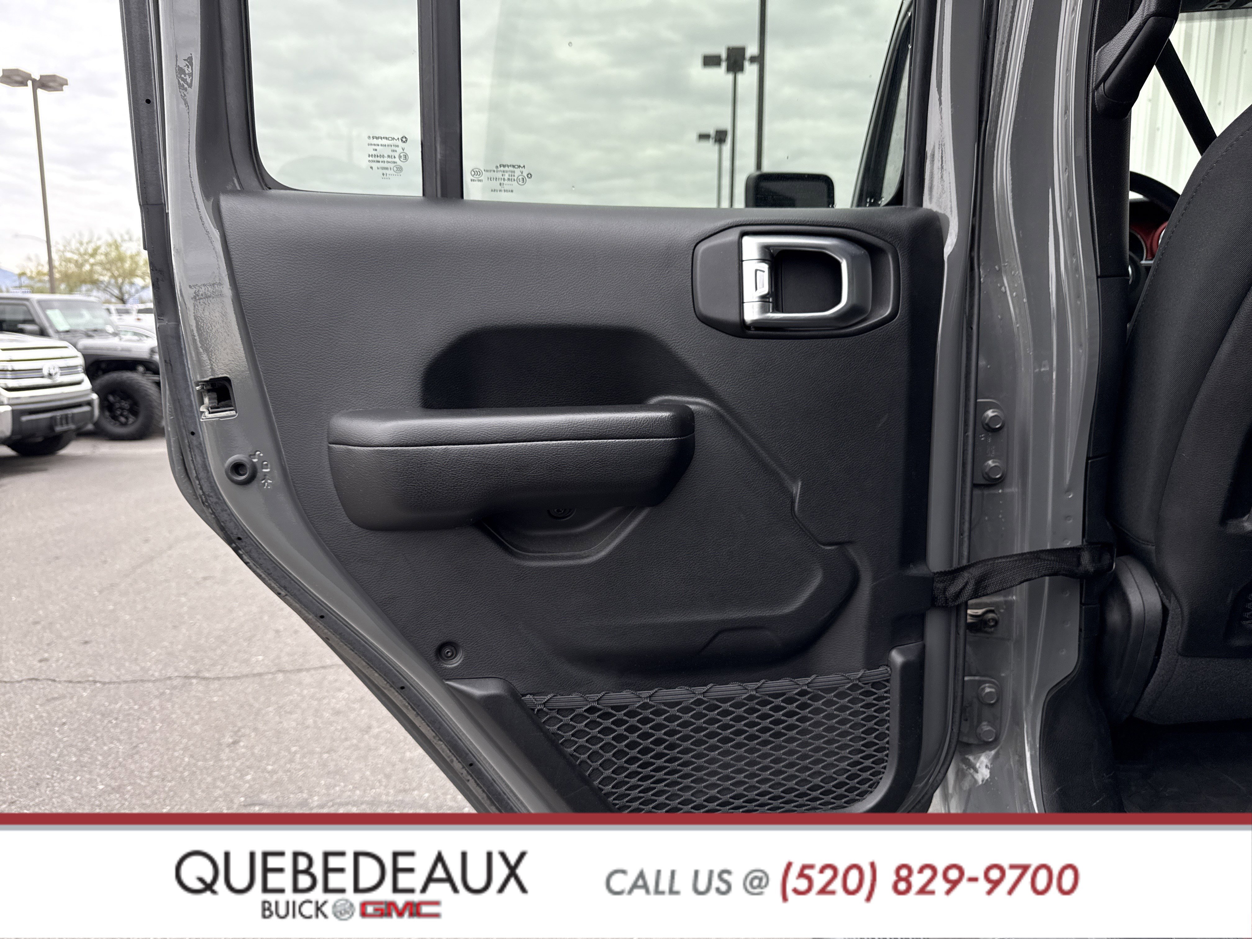 Used 2019 Jeep Wrangler Unlimited Rubicon image 31