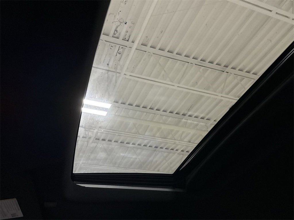 Used 2024 Chevrolet Silverado 1500 High Country image 19