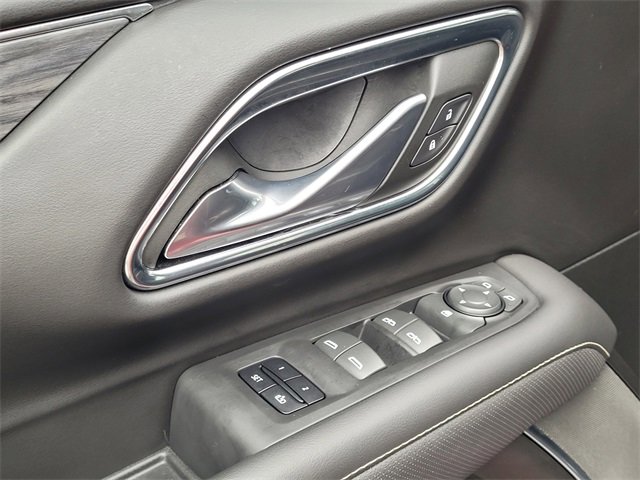 Used 2023 GMC Yukon SLT image 21