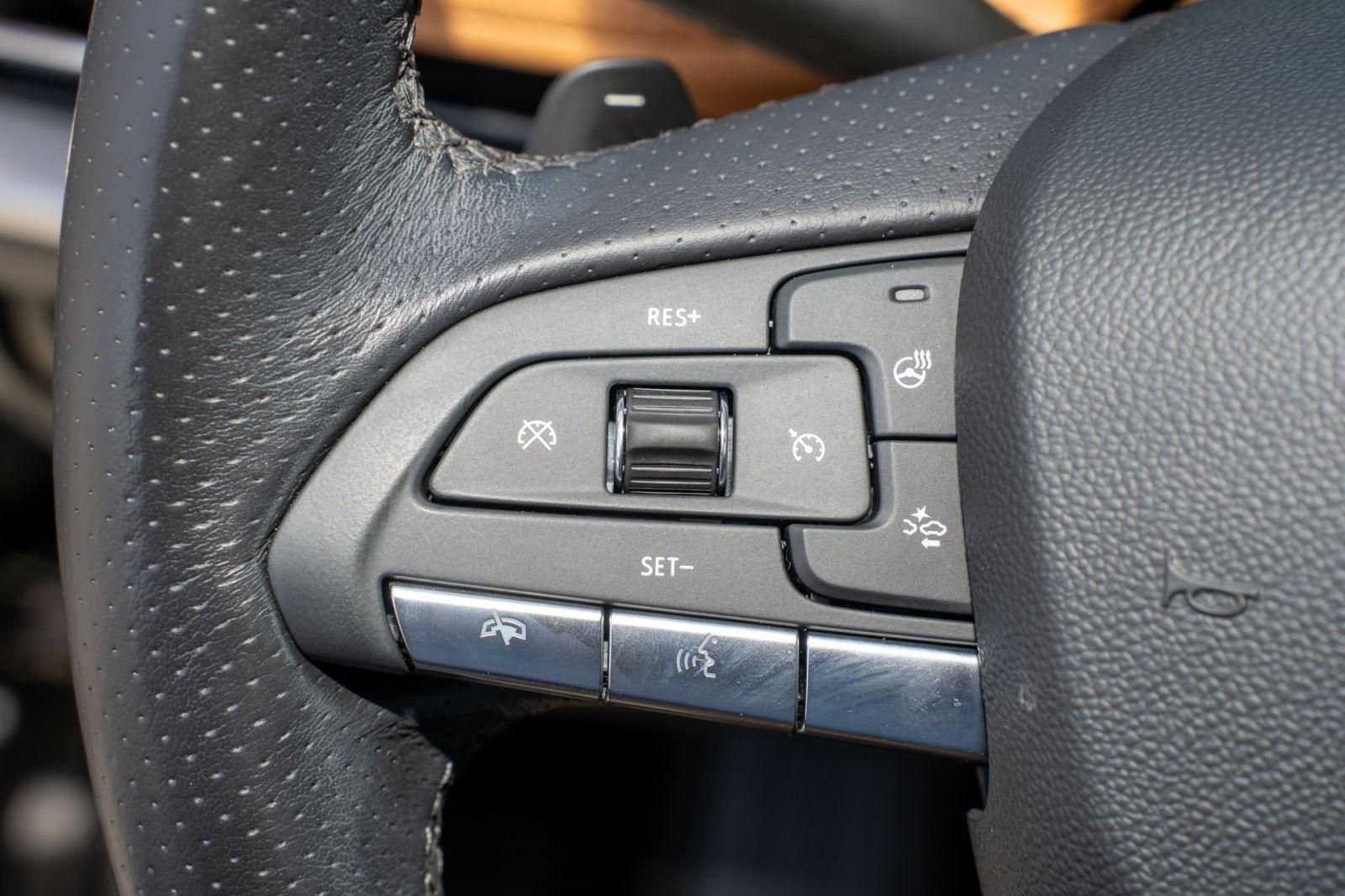 Used 2024 Cadillac XT4 Sport image 31