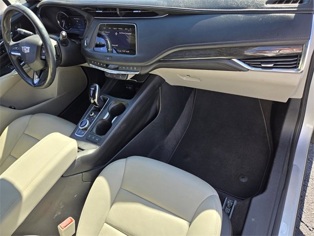 Used 2020 Cadillac XT4 Premium Luxury w/ Driver Awareness Package image 18