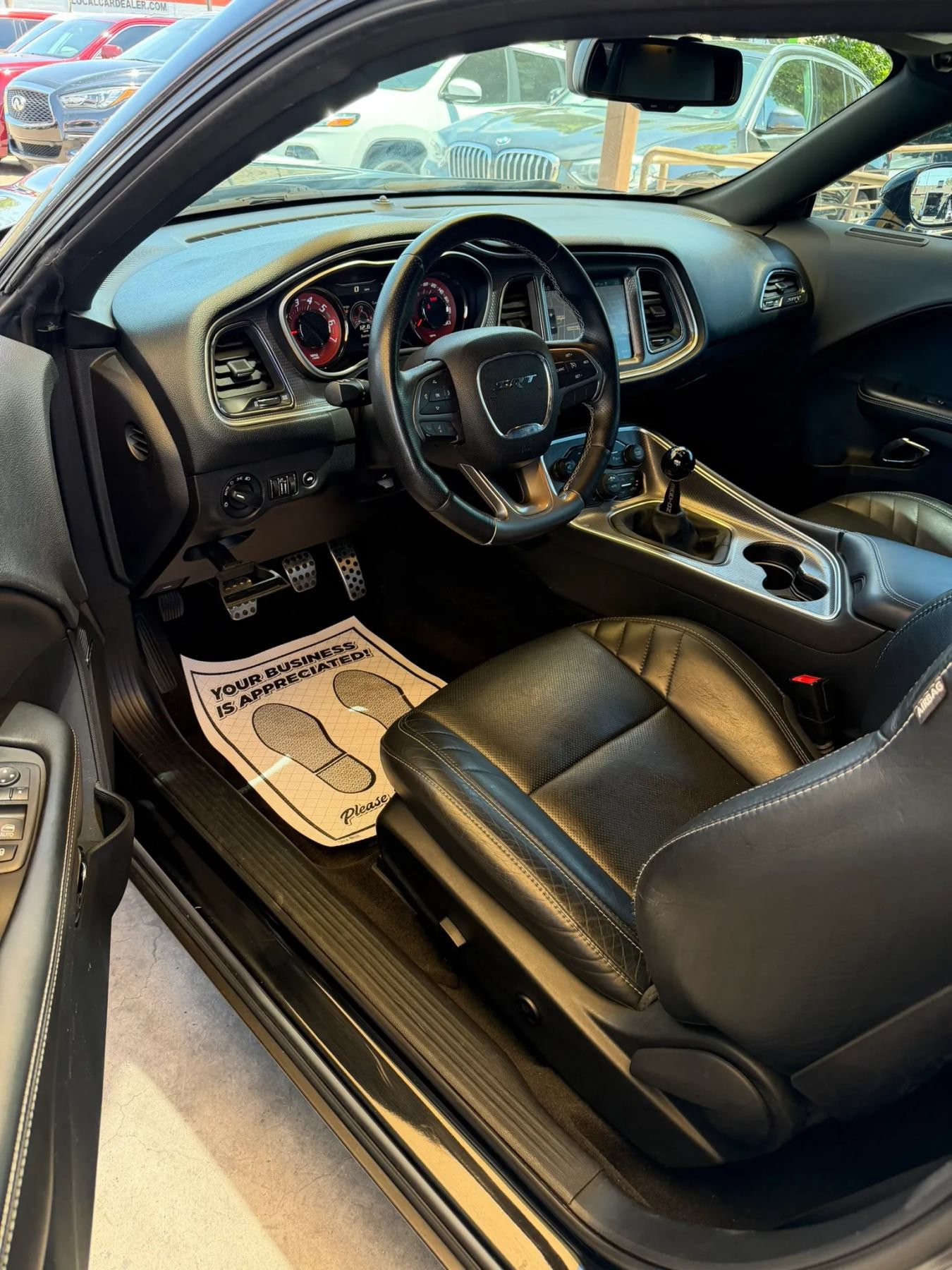 Used 2015 Dodge Challenger SRT Hellcat RWD image 9