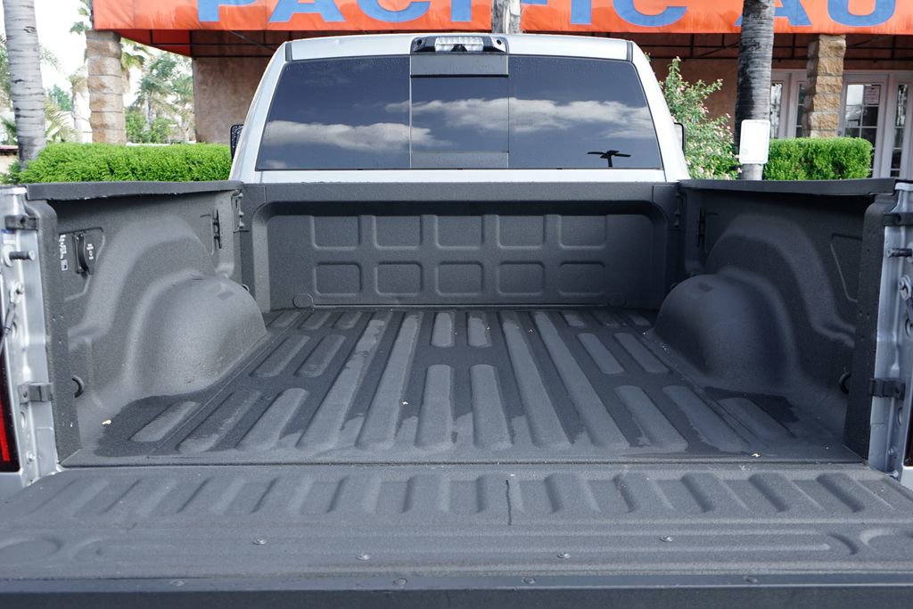 Used 2022 RAM 2500 Laramie w/ Night Edition image 8