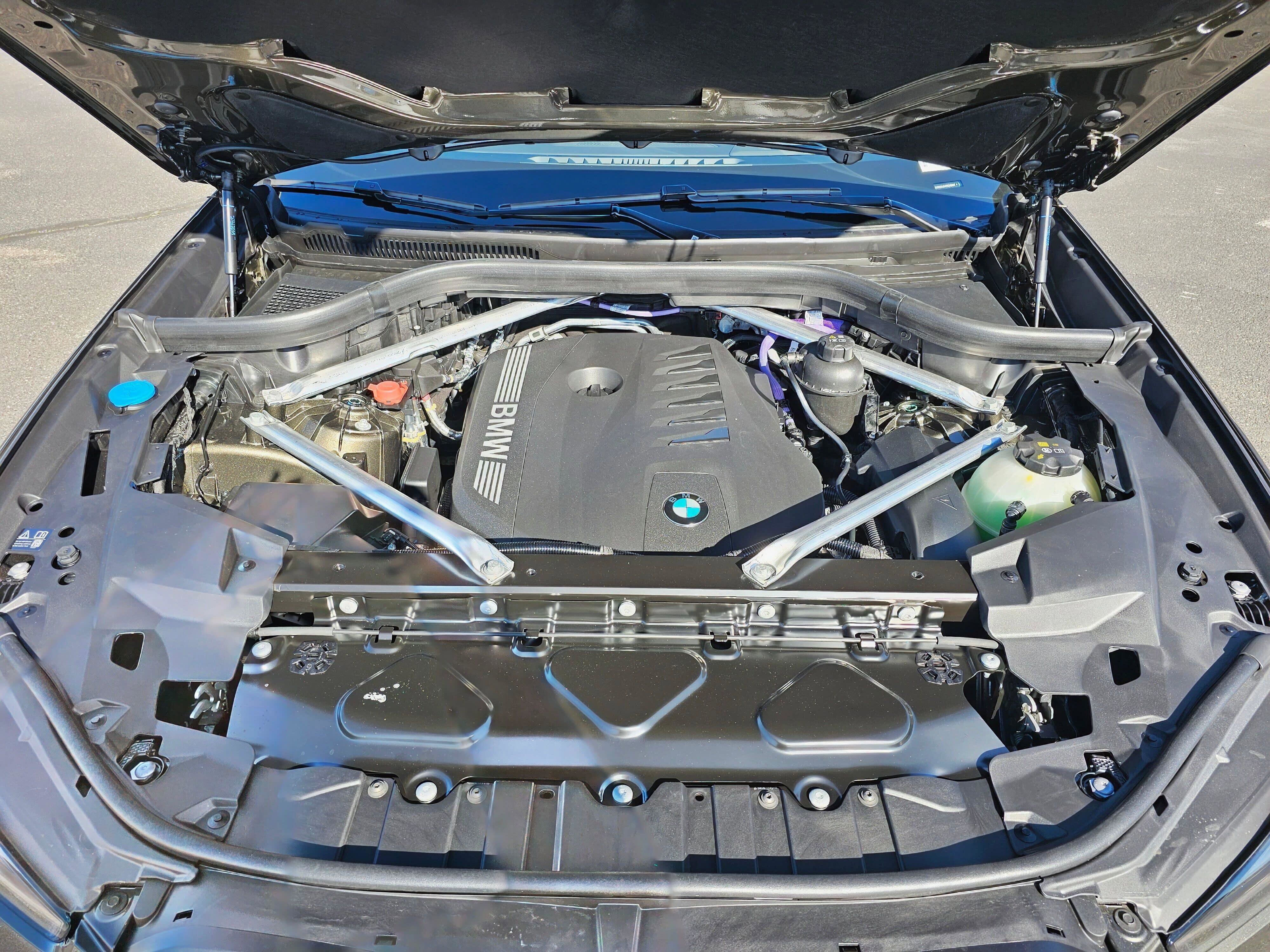 New 2026 BMW X5 xDrive40i w/ Executive Package image 9