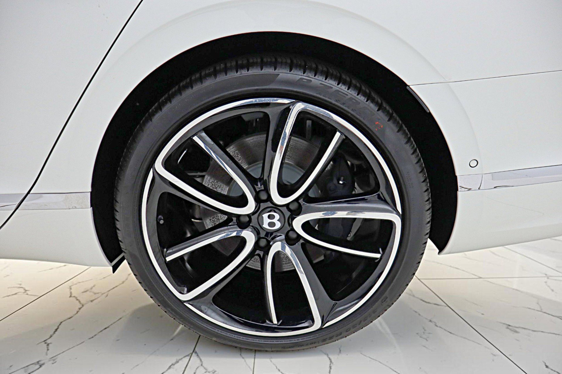 Used 2024 Bentley Flying Spur S V8 image 60