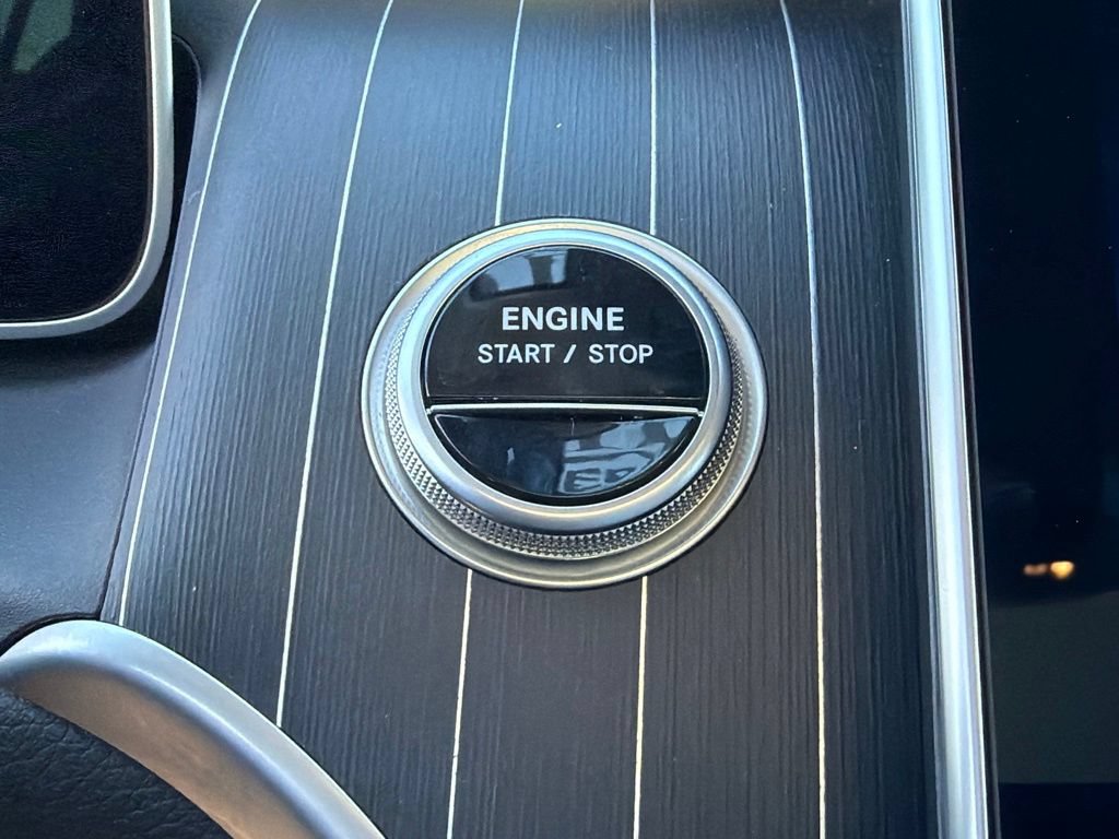 Certified 2025 Mercedes-Benz GLC 350e 4MATIC image 28