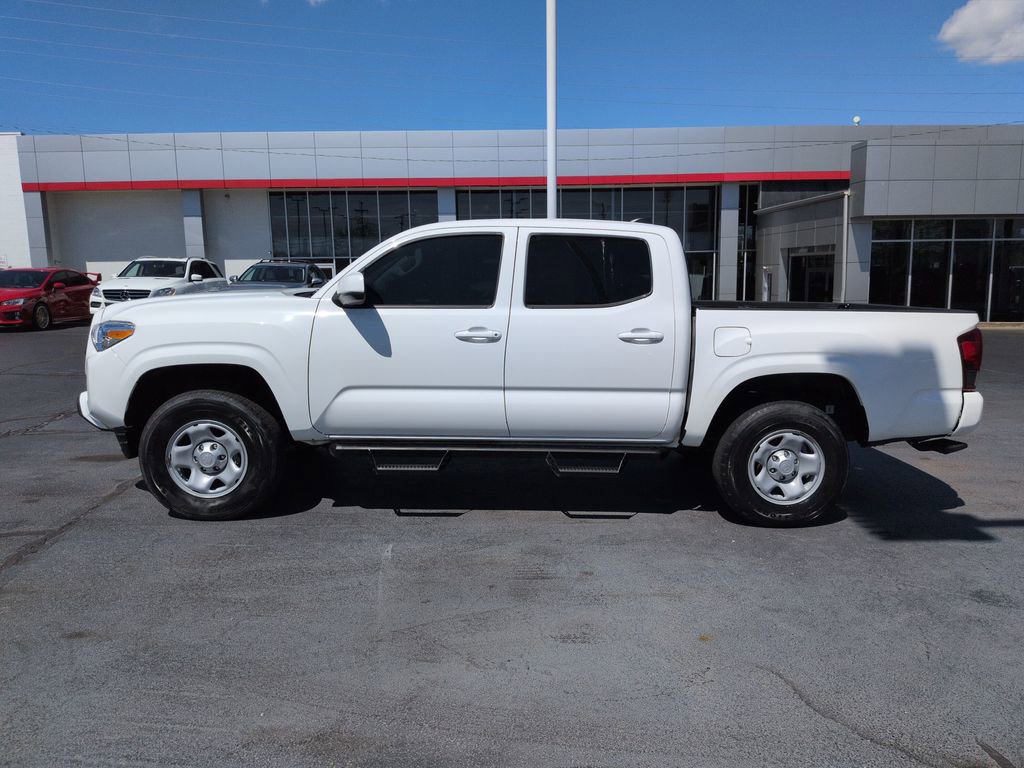 Used 2023 Toyota Tacoma SR AWD/4WD image 2