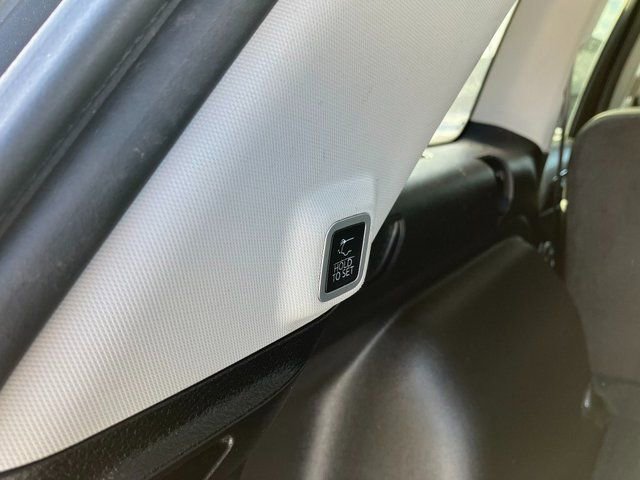 Used 2022 Jeep Grand Cherokee Laredo w/ Luxury Tech Group I image 26