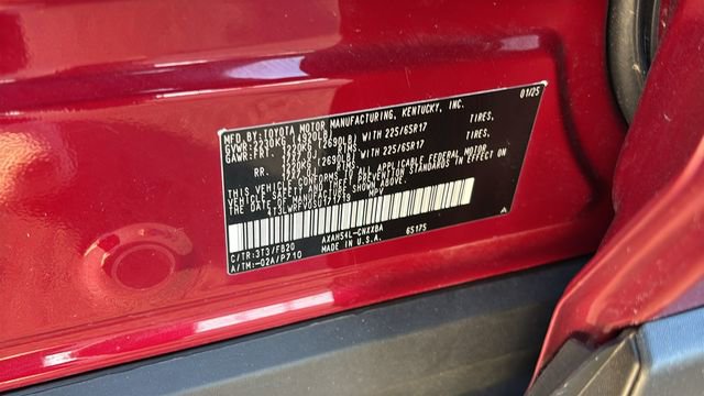 Used 2025 Toyota RAV4 LE AWD/4WD image 36