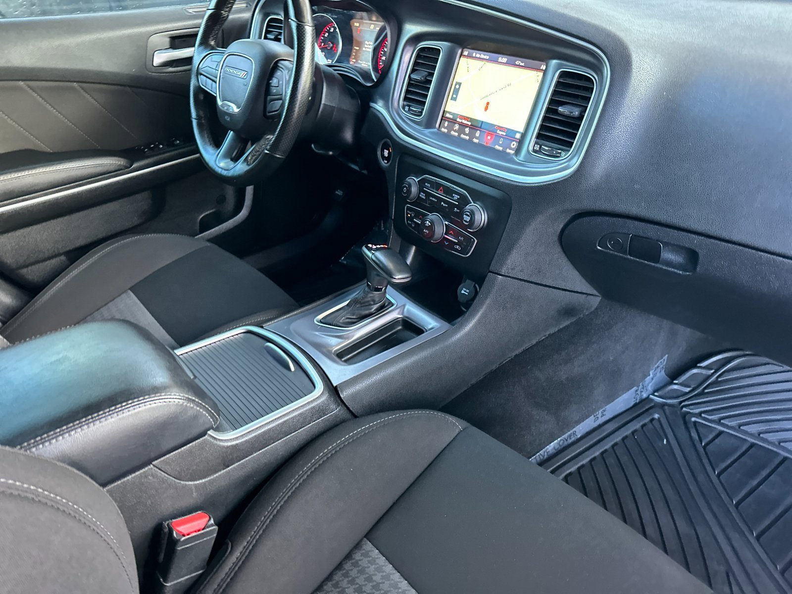 Used 2020 Dodge Charger Scat Pack w/ Navigation & Travel Group image 15