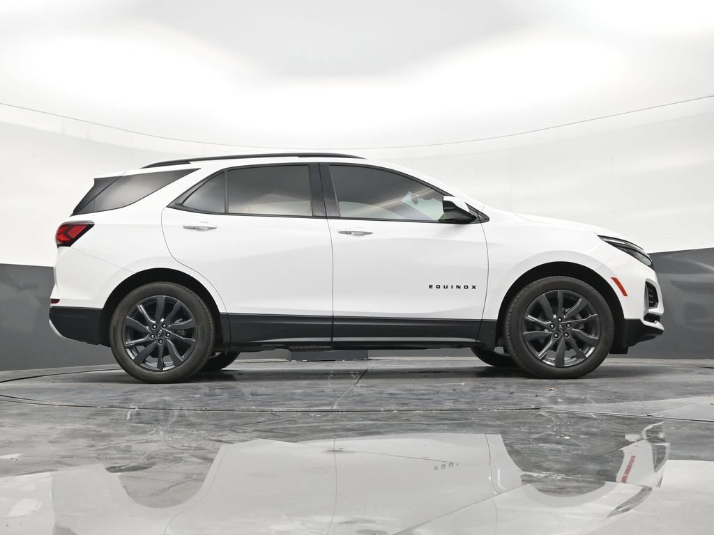 Used 2024 Chevrolet Equinox RS FWD image 24