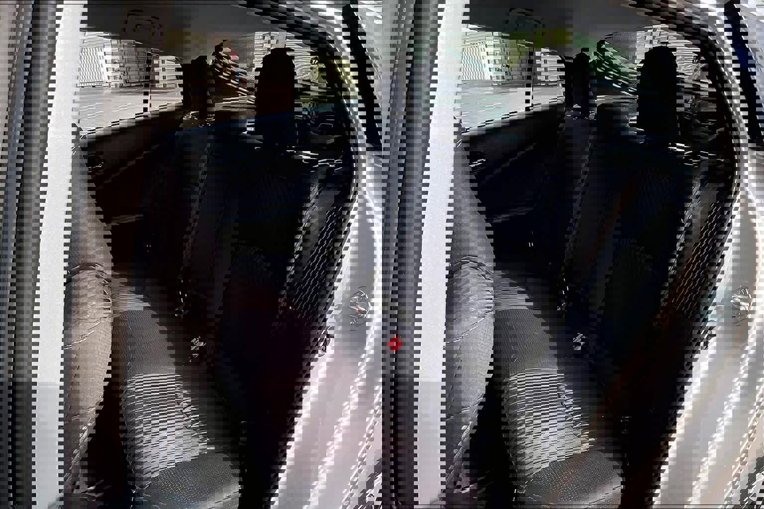 Used 2021 Toyota Prius Prime LE image 27