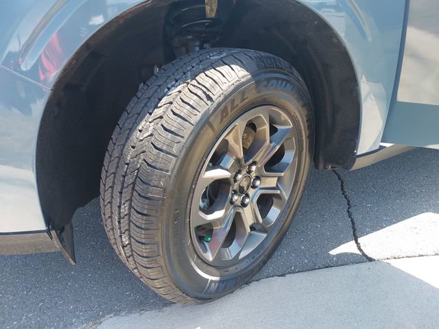 Certified 2023 Ford Maverick XLT w/ XLT Luxury Package image 29