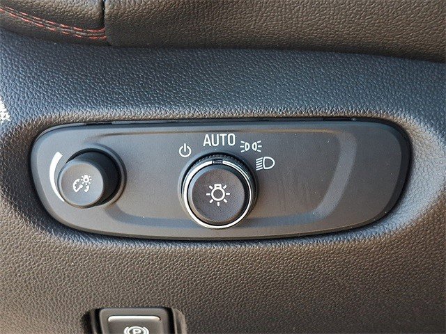 Certified 2024 Chevrolet Blazer RS w/ LPO, Floor Liner Package image 22