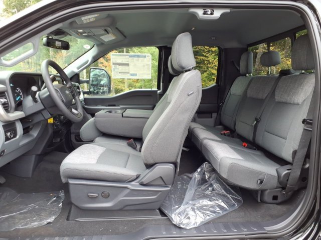 New 2027 Ford F250 XLT w/ 360-Degree Camera Package AWD/4WD image 11