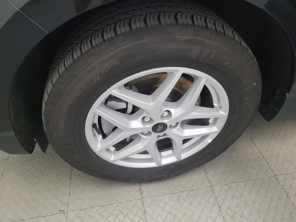 Used 2023 Ford Edge SEL image 31