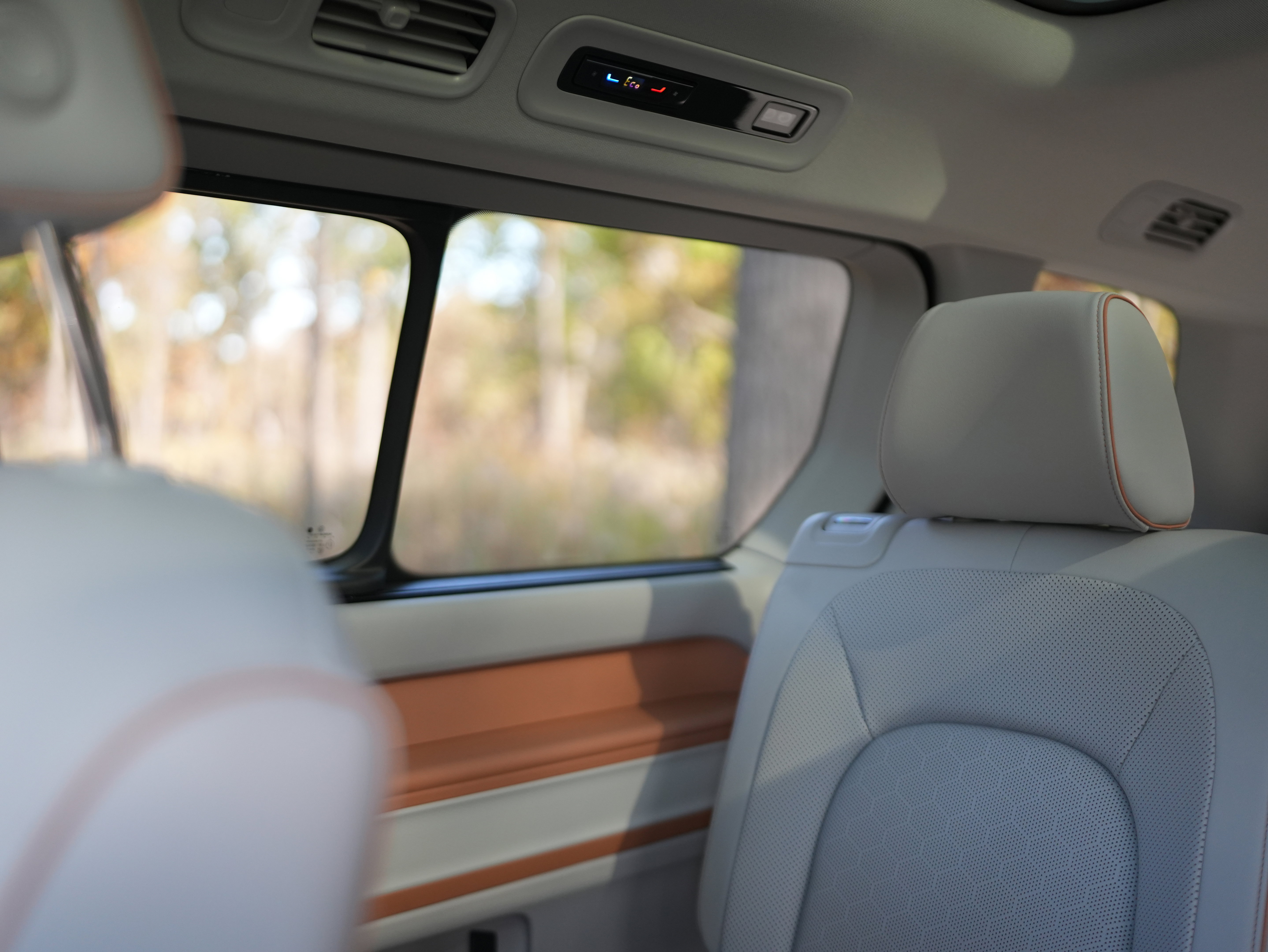 New 2025 Volkswagen ID. Buzz Pro S Plus image 30